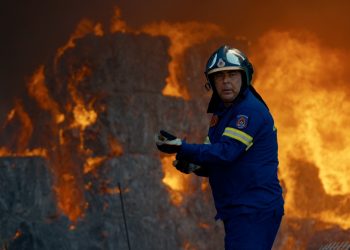 Περιφέρεια Θεσσαλίας: Στο μέτωπο της φωτιάς στο Ομορφοχώρι ο Δημήτρης Κουρέτας