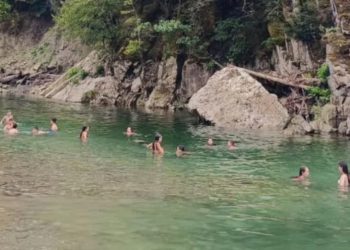 Πλαζ «Αλέκος»: Η παραλία του δήμου Μετεώρων σε υψόμετρο 1.000 μέτρων -Έχει ακόμα και γήπεδο beach volley