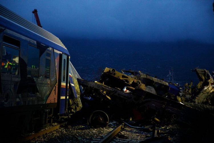 Τέμπη: Εκτός φυλακής ο σταθμάρχης Λάρισας-Σε κατ’ οίκον περιορισμό μέχρι την έναρξη της δίκης