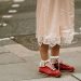 Οδηγός αγοράς: Slim, retro και chunky, τα sneakers του φετινού φθινοπώρου έχουν άποψη