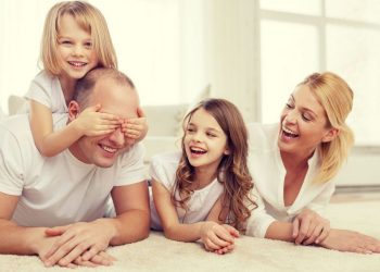 Γιατί οι γονείς αντιμετωπίζουν με διαφορετικό τρόπο τα παιδιά τους;