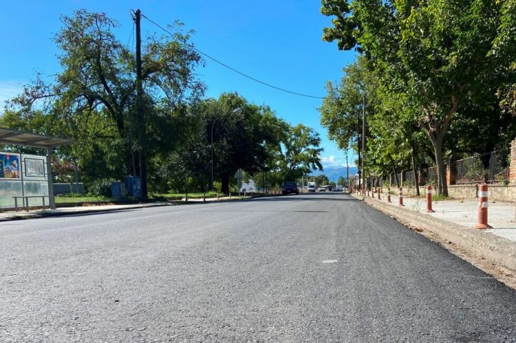 Ασφαλτος και στην οδό Πύλης από τον Δ. Τρικκαίων