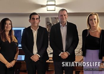 Ενα Πανεπιστήμιο στην Σκιάθο | Μνημόνιο Συνεργασίας του ΕΚΠΑ με το Δήμο Σκιάθου