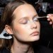 Silver eyeshadow: To μεγαλύτερο trend του φθινοπώρου ταιριάζει σε όλες!