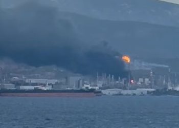 Φωτιά στις εγκαταστάσεις της Motor Oil – Μεγάλη κινητοποίηση της Πυροσβεστικής, ήχησε το 112