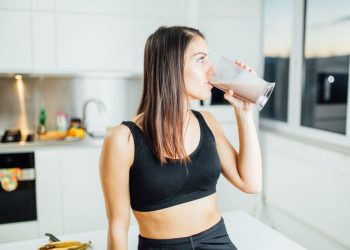 Να πίνετε ή όχι shake πρωτεΐνης για πρωινό;