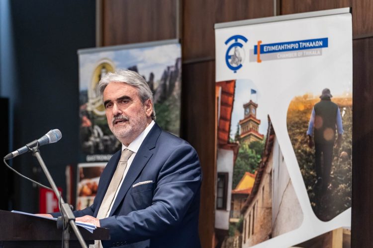 Παράταση καταβολής και αναστολή είσπραξης βεβαιωμένων στη ΔΟΥ οφειλών ζητά ο Βασίλης Γιαγιάκος