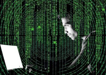 Οι αρχές των ΗΠΑ κατηγορούν κολοσσούς των social media για «μαζική παρακολούθηση» χρηστών