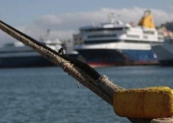Εκπτώσεις σε ακτοπλοϊκά και αεροπορικά εισιτήρια για τη μετάβαση αναπληρωτών εκπαιδευτικών