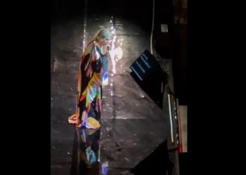 Μαρινέλλα: Λιποθύμησε στη σκηνή του Ηρωδείου και μεταφέρθηκε στο «Υγεία», δείτε βίντεο – σοκ