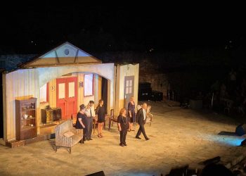 Sold οut οι «Μπαμπάδες με Ρούμι» στα Τρίκαλα