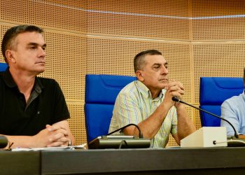Ενιαίο μέτωπο για την προστασία της θεσσαλικής γης από τα φωτοβολταϊκά ζήτησε ο Περιφερειάρχης Δημήτρης Κουρέτας