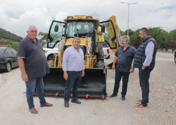 Καινούργιο Μηχάνημα  JCB απέκτησε ο Δήμος Πύλης