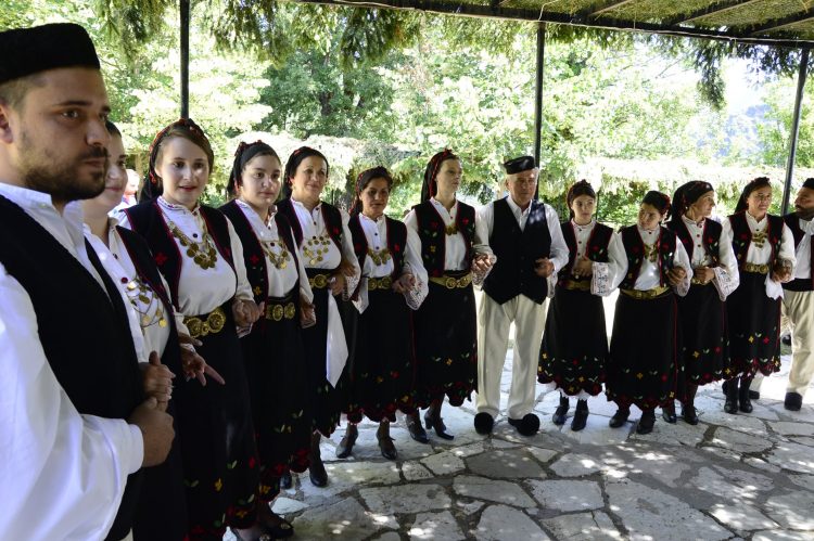 Εγγραφές στα χορευτικά του Συλλόγου Αργιθεατών Τρικάλων
