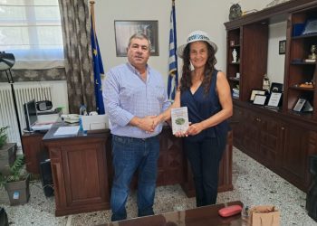 «Σαν γλυκό του κουταλιού νεράτζι»