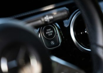 Αυτός είναι ο λόγος που δεν πρέπει να απενεργοποιείτε ποτέ το Start/Stop στο αυτοκίνητό σας