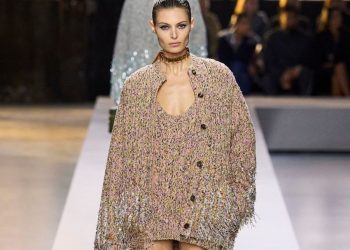 Τα 5+1 styling tips που θα απογειώσουν τα πλεκτά που έχεις στη ντουλάπα σου