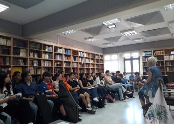 Η συγγραφέας Σοφία Νικολαΐδου στο Μουσικό Σχολείο Τρικάλων