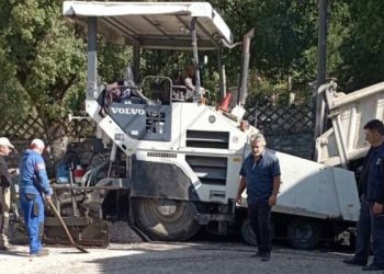 Συνεχίζονται οι ασφαλτοστρώσεις στα ορεινά χωριά από τον Δήμο Πύλης