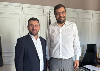 Συνάντηση του Δημάρχου Μετεώρων Λ. Αβραμόπουλου με τον Υφυπουργό παρά τω Πρωθυπουργώ και Κυβερνητικό Εκπρόσωπο Π. Μαρινάκη