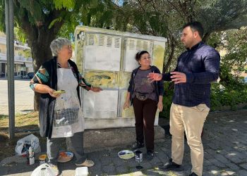 Με το πρόγραμμα «Ομορφαίνουμε την Πόλη μας» του Δήμου Μετεώρων αποκτούν χρώμα και ζωντάνια τα ΚΑΦΑΟ της Καλαμπάκας