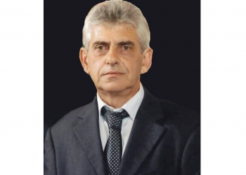 Απεβίωσε ο Απόστολος Ζαχαράκης