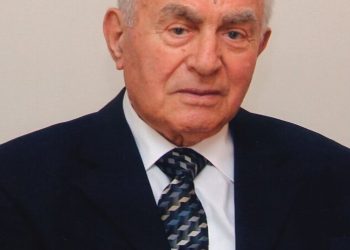 Απεβίωσε ο Ναπολέων Σφέϊκος