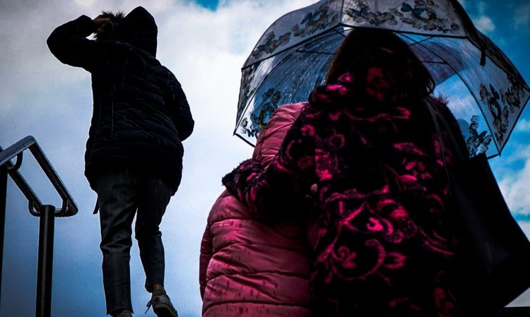 Καιρός: Ψύχος από Ουκρανία και Τουρκία ρίχνει τη θερμοκρασία – Πότε θα πέσει στους 20 βαθμούς
