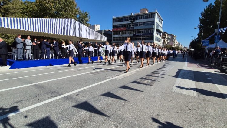 Τα Τρίκαλα τίμησαν την εθνική επέτειο του «ΟΧΙ» (VIDEO-PHOTO)
