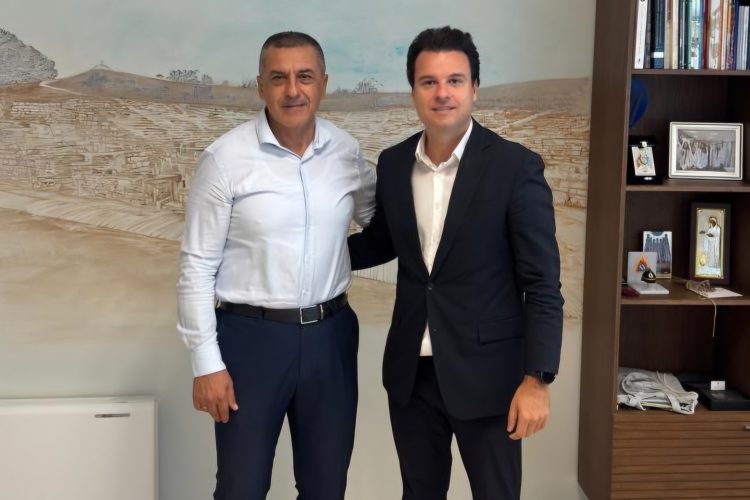 Τον Περιφερειάρχη Θεσσαλίας επισκέφτηκε ο Γιώργος Βλαχογιάννης