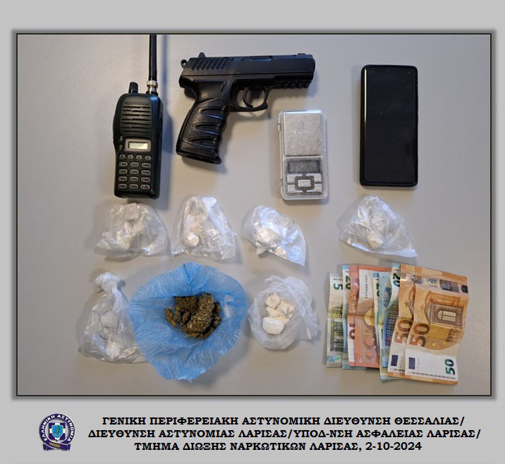 Στα χέρια των αστυνομικών άνδρας στην κατοχή του οποίου βρέθηκαν ναρκωτικά