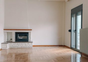 ENOIKIAZETAI πλήρως ανακαινισμένο διαμερισμα 1ου ορόφου,127τμ, κοντά στο Μαιευτήριο