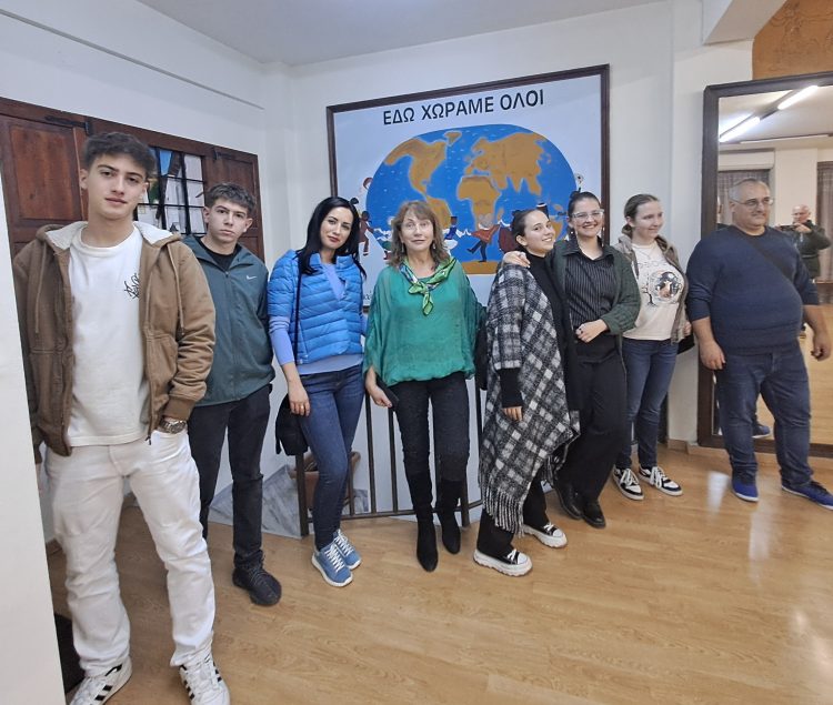 Το 5ο Γυμνάσιο Τρικάλων υποδέχεται μαθητές και εκπαιδευτικούς της Ρουμανίας