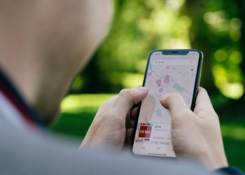 Αν έχασες κάτι και έχεις iPhone, μπορείς να το βρεις με ένα «κλικ» – Το νέο «εργαλείο» της Apple