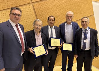 Βράβευση Κώστα Φαμίση από το ΤΕΦΑΑ