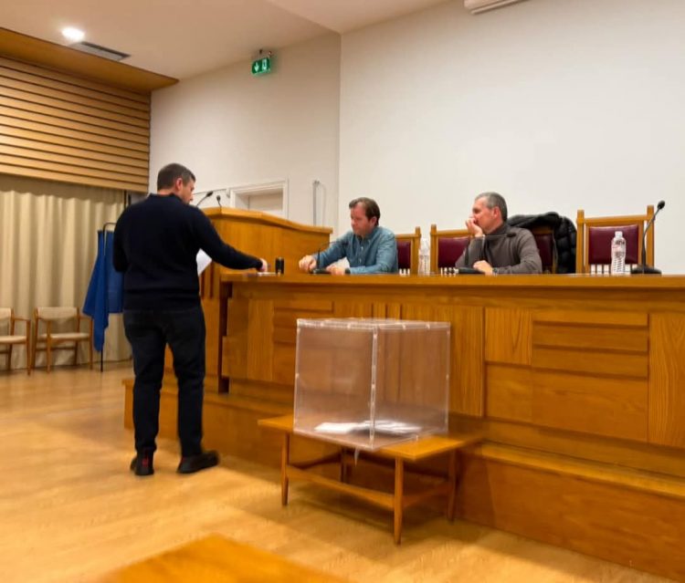 ΕΠΙΧΕΙΡΟΥΜΕ ΜΑΖΙ: Τέλος στα σενάρια! Ο Παπαευθυμίου Πρόεδρος του Επιμελητηρίου Τρικάλων και με την υπογραφή Θεοδωρικάκου
