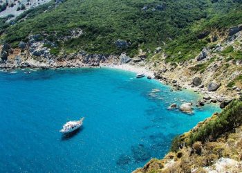 Σκιάθος: Το ελληνικό νησί που μπήκε στην πεντάδα με τα καλύτερα στην Ευρώπη