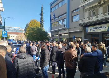 Εκλογές Επιμελητηρίου Τρικάλων: Μεγάλη συμμετοχή από νωρίς την Κυριακή