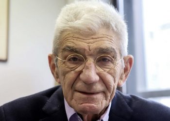 Πέθανε ο Γιάννης Μπουτάρης σε ηλικία 82 ετών
