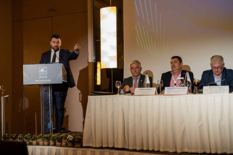 7 βήματα για την δημιουργία ενός σύγχρονου μηχανισμού Πολιτικής Προστασίας σε τοπικό επίπεδο παρουσίασε ο Δήμαρχος Μετεώρων στο Ετήσιο Τακτικό Συνέδριο της ΚΕΔΕ