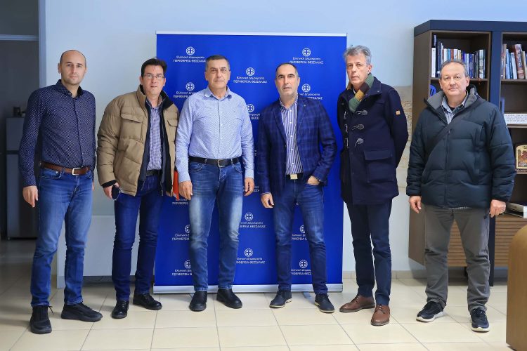Με το Δ.Σ. της Ένωσης Συντακτών Θεσσαλίας Στ. Ελλάδος και Εύβοιας συναντήθηκε ο Περιφερειάρχης Θεσσαλίας Δημ. Κουρέτας