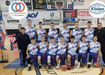 Προσφορά στολής στην Κ19 του μπασκετικού ΑΟΤ από την «Οικογένεια Κλιάφα»