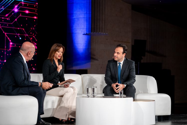 Δ. Παπαστεργίου: «Μπαίνουμε πολύ δυναμικά στην επέκταση των ευρυζωνικών συνδέσεων» – Ο Υπουργός Ψηφιακής Διακυβέρνησης στο Future Unfold