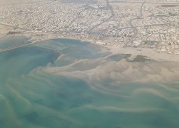 Το Κατάρ από ψηλά με θέα που κόβει την ανάσα | Σαν καμβάς ζωγραφισμένος με άμμο και θάλασσα (VIDEO-PHOTO)