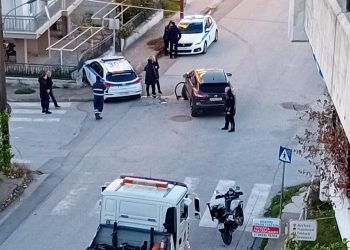 Σύγκρουση ΙΧ με περιπολικό στην οδό 5ου Συντάγματος | ΦΩΤΟ-ΒΙΝΤΕΟ