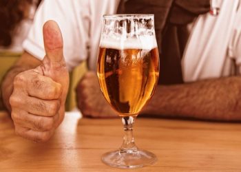 Τα οφέλη της καθημερινής κατανάλωσης μπύρας, σύμφωνα με τους ειδικούς