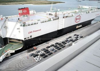 Η Κίνα βάζει οριστικό τέλος στη βενζίνη