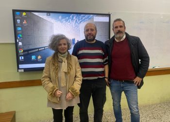 Ενδοσχολική επιμόρφωση των εκπαιδευτικών του 9ου και του 3ου Γυμνασίου Τρικάλων με τίτλο “Αξιοποίηση των Διαδραστικών Οθονών (LG) στην εκπαιδευτική διαδικασία”