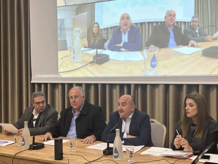 Προβληματισμός για τα οικονομικά των δήμων και τις συγχωνεύσεις των ΔΕΥΑ στη συνεδρίαση του ΔΣ της ΠΕΔ Θεσσαλίας