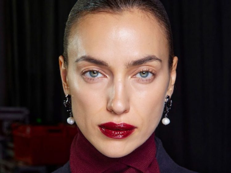 Red passion! 10 κόκκινα κραγιόν για τέλεια εορταστικά μακιγιάζ που ταιριάζουν σε κάθε επιδερμίδα